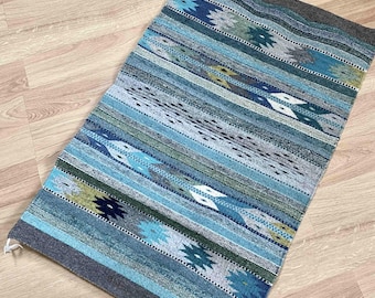 Teotitlan Oaxaca wool handwoven rug 23 3/4 x 38" (approx 2 x 3feet) Blues grays traditional soft Southwest style
