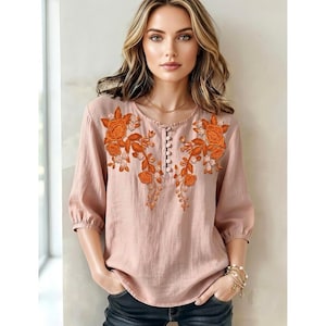 Top de verano holgado con cuello en V y bordado floral estilo boho (descarga digital)