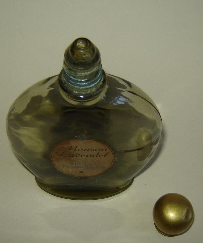 2 Old vINTAGE Art Deco Scent pERFUME BOTTLE SMOKED gLASS Mouson Lavendel GERMANY image 4