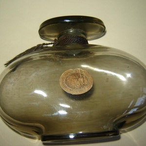 2 Old vINTAGE Art Deco Scent pERFUME BOTTLE SMOKED gLASS Mouson Lavendel GERMANY image 6