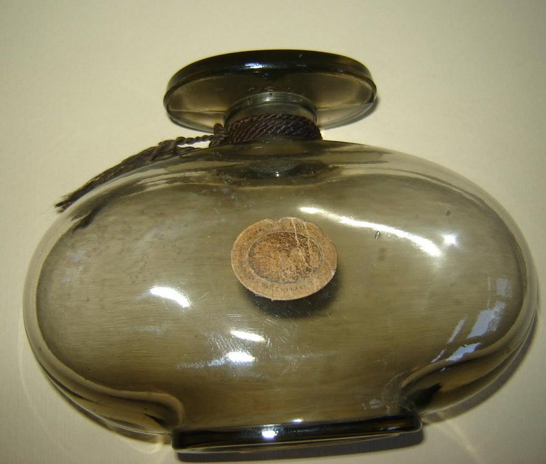 2 Old vINTAGE Art Deco Scent pERFUME BOTTLE SMOKED gLASS Mouson Lavendel GERMANY image 6