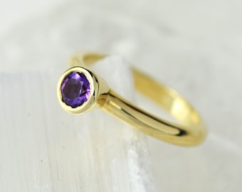 Amethyst Gold Solitaire Ring, February Birthstone Gold Ring, Handmade Purple Engagment Ring