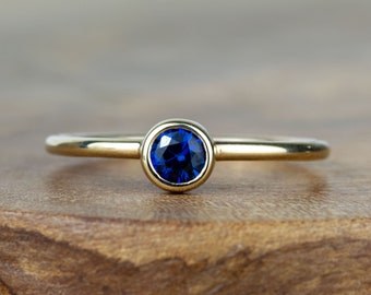 Natural Blue Sapphire Simple Gold Ring, September Birthstone Ring, Recycled Solid Gold Sapphire Ring, Natural Blue Sapphire Engagment Ring