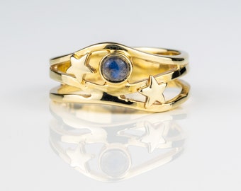 Gold Northern Lights Labradorite Ring - Solid Gold Star Ring - Wide Wavy Ring - Labradorite Sky Ring