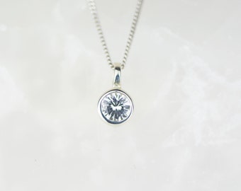 White Gold White Sapphire Solitaire Pendant