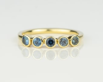 Five Stone Natural Teal Sapphire Solid 9ct Gold Engagment Ring - Green Blue Sapphire Forever Eternity Ring - Handmade in Scotland