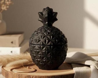 ミッドナイトパイナップルの香りのソイキャンドル — ダークラグジュアリーなホームデコレーション