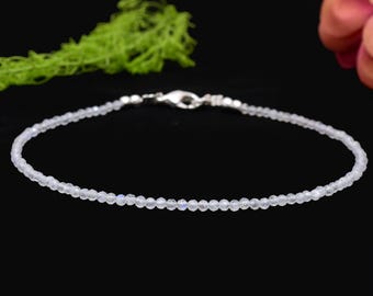 Delikatna tęczowa bransoletka na kostkę z kamieniem księżycowym, naturalna bransoletka na kostkę z kamieniem księżycowym, minimalistyczny prezent dla kobiet z kryształem księżycowym, czakra korony