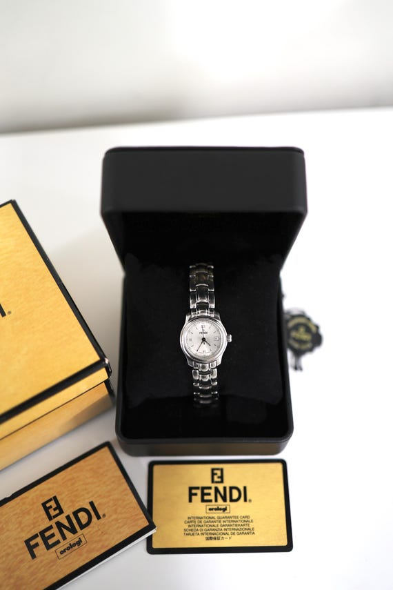 Vintage Fendi 320l Watch - Silver Dial & Round Face - Working