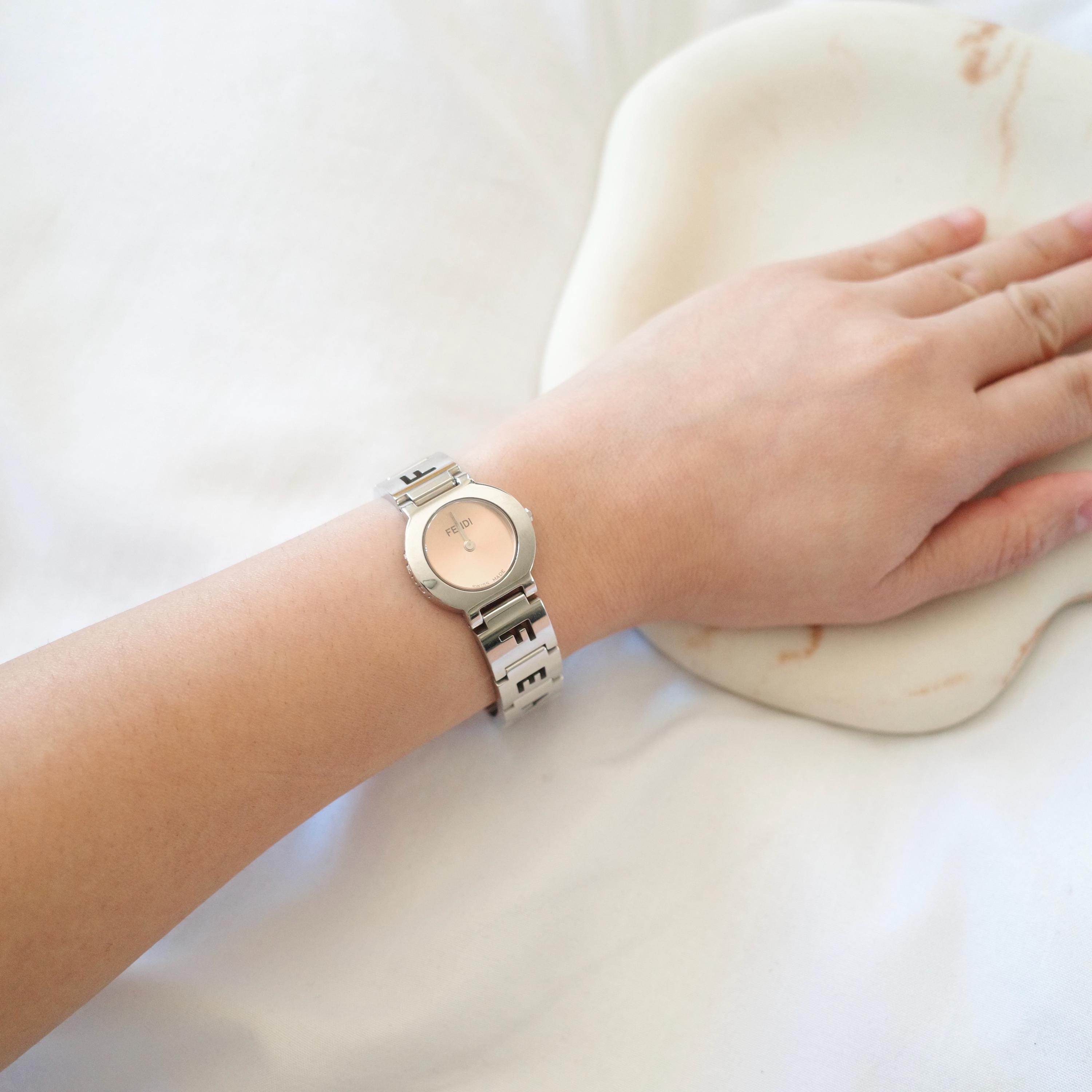 Vintage Fendi 3050L Watch – Pink Coral Dial, Silver Tone Bracelet