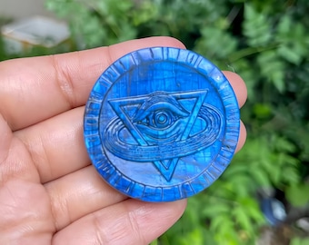 Labradorite Eye of Horus Carving, Healing Crystal Decor (47mm)