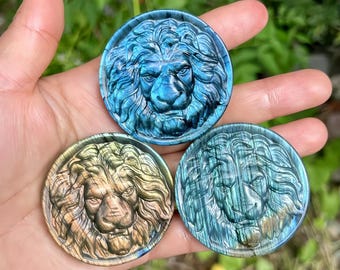 Labradorite Lion Carving, Healing Crystal Figurine, Meditation Decor