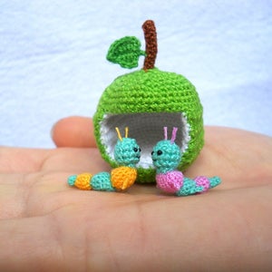 Miniature Worms and Apple, Micro Crochet Valentine Worm Couple Made To Order image 1