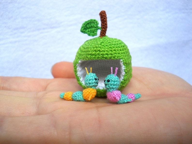 Miniature Worms and Apple, Micro Crochet Valentine Worm Couple Made To Order image 1