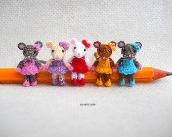 Mini Ratón Bailarina de 2 cm (0,8 pulgadas) - Ratones Bailarines de Amigurumi de Microcrochet - Hechos por encargo