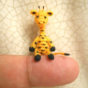 Tiny Walking Giraffe - Micro Dollhouse Miniature Crochet Animals - Mini Amigurumi Giraffe Plush Toy - Made to Order