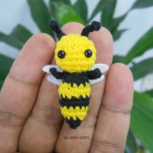 Mini Bee Amigurumi Charm - Crochet Bumble Bee Plush - Made to order.