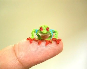 Red Eyed Tree Frog - Micro Crochet Miniature Tiny Stuffed Animals - Made To Order