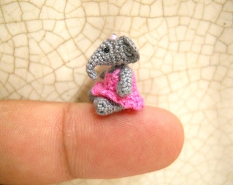 Niña Elefante - Micro Amigurumi Crochet Elefante Relleno Animal - Hecho a la medida