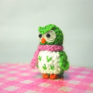 Green Owl Pink Scarf Micro Crochet Miniature Bird Made To Order image 5