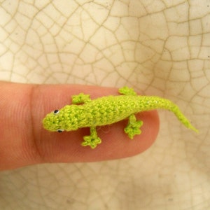 Micro Amigurumi Lizard - Tiny Crochet Mini Gekko Miniature Stuffed Animal - Made To Order