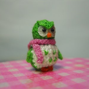 Green Owl Pink Scarf Micro Crochet Miniature Bird Made To Order image 3