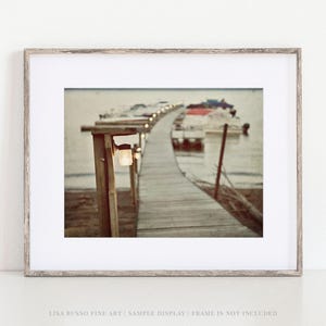 Lámina con diseño de muelle del norte del estado de Nueva York - Decoración rústica para la pared de una casa junto al lago imagen 1