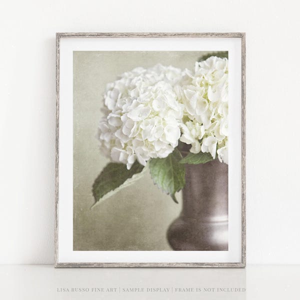 Estampado floral de hortensias: Decoración de pared de estilo rústico francés shabby chic.
