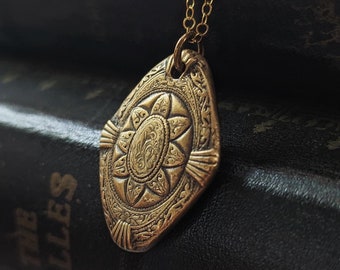 Solid bronze gold bronze Art Deco locket pendant pendant necklace
