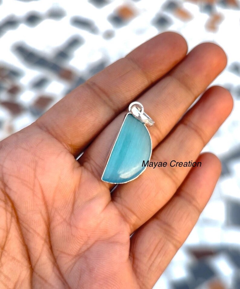 Blue Banded Agate Pendant Necklace/Natural Jewelry/Birthday Gift for Mom/Handmade Stone Pendant image 6