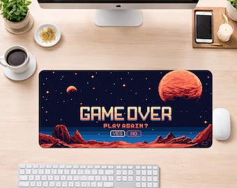 Alfombrilla de ratón retro para juegos Game Over: alfombrilla de escritorio espacial Pixel Art, alfombrilla de ratón estilo arcade, decoración de juegos de ciencia ficción de 8 bits.