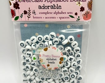 Cuentas divertidas con letras minúsculas de 7 mm: fuente adorable, blanco con negro, producto exclusivo.