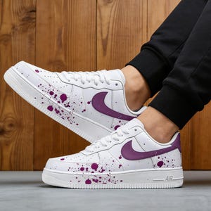 Zapatillas pintadas a mano con diseño de salpicaduras moradas - Nike Air Force 1 personalizadas - Aurora Gradient AF1, regalo artístico único imagen 5