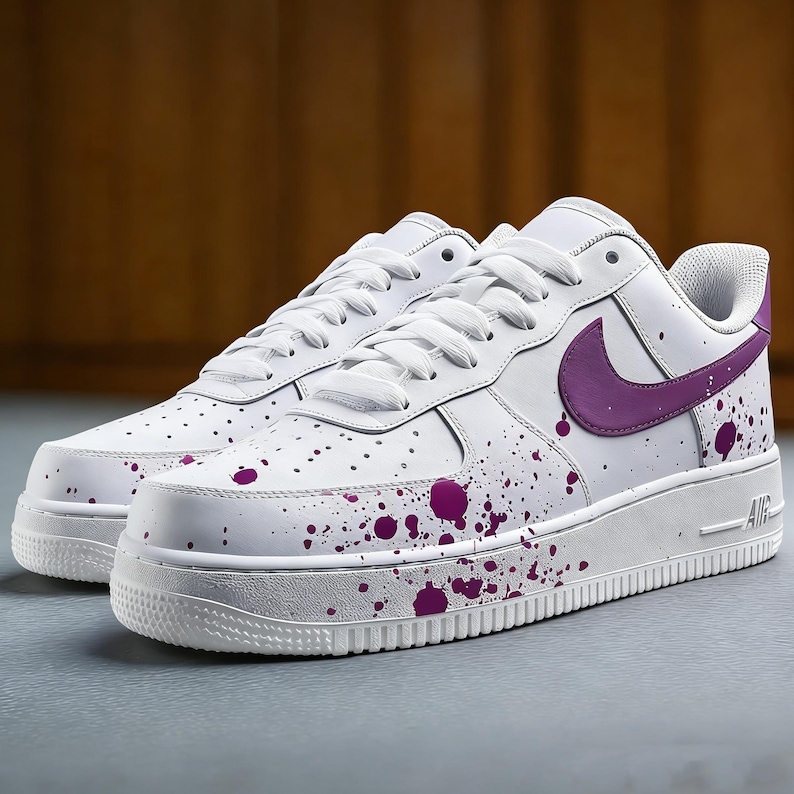 Zapatillas pintadas a mano con diseño de salpicaduras moradas - Nike Air Force 1 personalizadas - Aurora Gradient AF1, regalo artístico único imagen 1