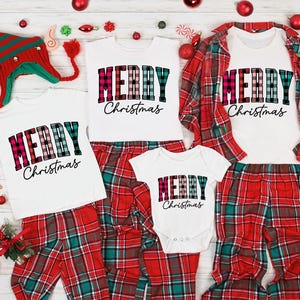 Christmas Sweatshirt, Womens Christmas Sweatshirt, Christmas Sweatshirts for Women, Christmas Gift Women,Merry Christmas Sweatshirt