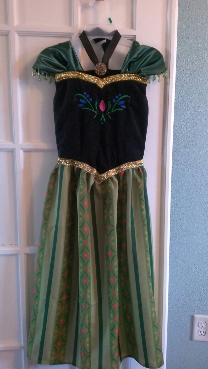 anna coronation day costume