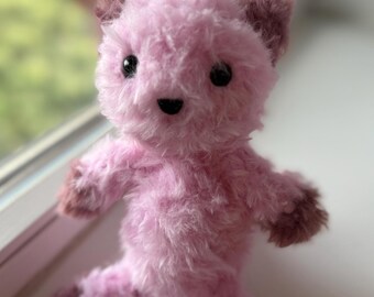 Goofy Fluffy Kitty - Amigurumi Crochet Pattern (PDF)