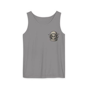 Astronaut Skull Tank Top | Unisex Graphic Tee for Space Lovers, Summer Style, Festival Wear, Gift for Astronaut Fan