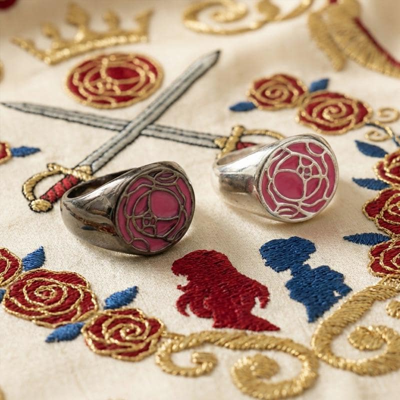 XOLOJEWELRY　Signet Ring with Flower RED Red Rose Signet Ring, Revolutionary Style Anime Gift, Black Enamel