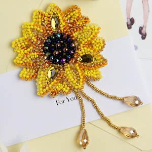 Sunflower Bead Embroidery Kit – DIY Beading & Jewelry Making Kit | Bead Brooch Kits | Beaded Brooches Gift