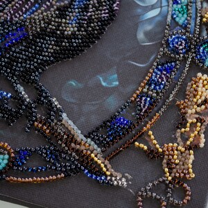 Raven Bead Embroidery Kit – DIY Beading Set for Beginners, Creative Bead Art Project, Handmade Flower Gift Kit
