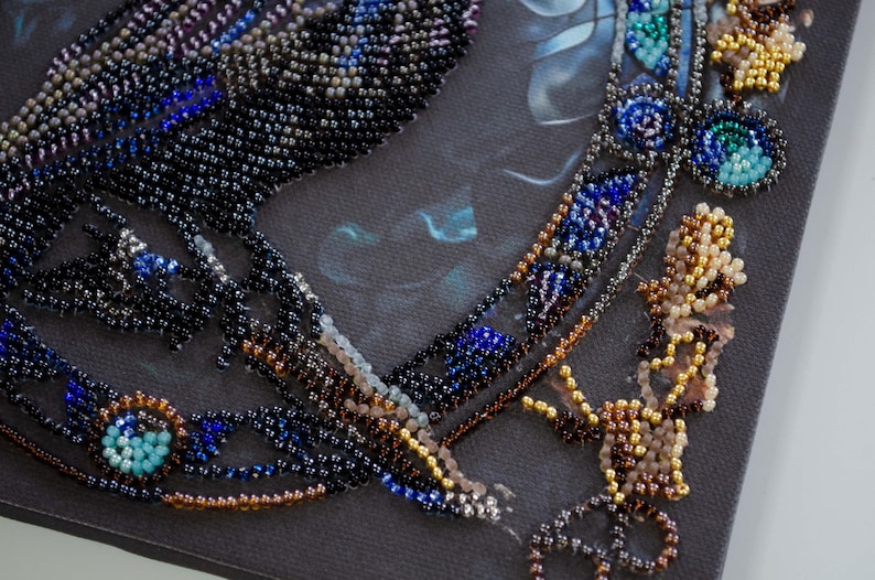 Raven Bead Embroidery Kit – DIY Beading Set for Beginners, Creative Bead Art Project, Handmade Flower Gift Kit