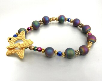 Druzy agate bracelet in rainbow peacock colors with hammered star toggle clasp / gemstone jewelry / "Celestial Sky"