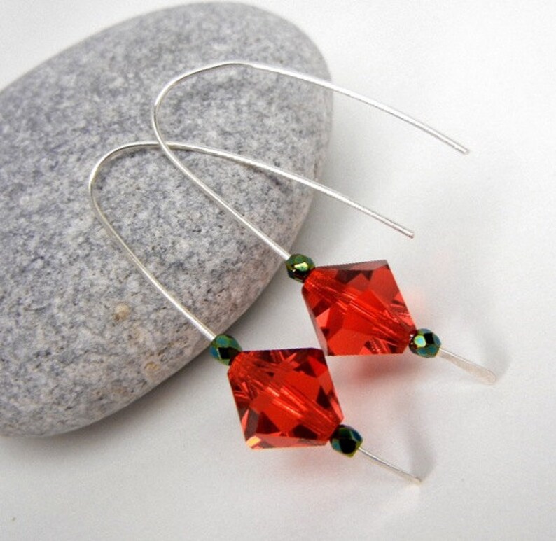 Red crystal earrings with emerald green Czech glass beads on sterling silver hammered wire image 5