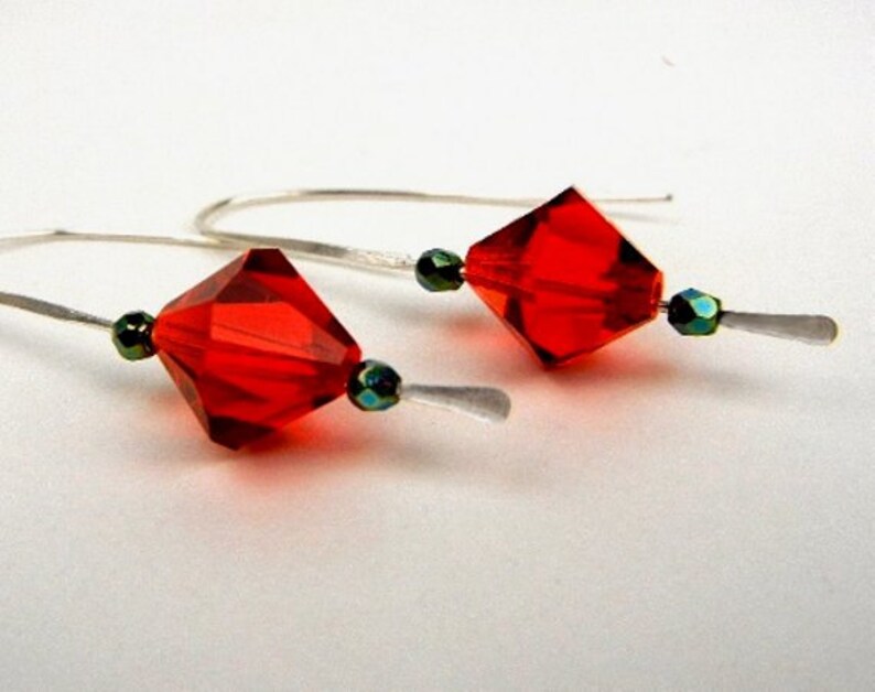 Red crystal earrings with emerald green Czech glass beads on sterling silver hammered wire image 4