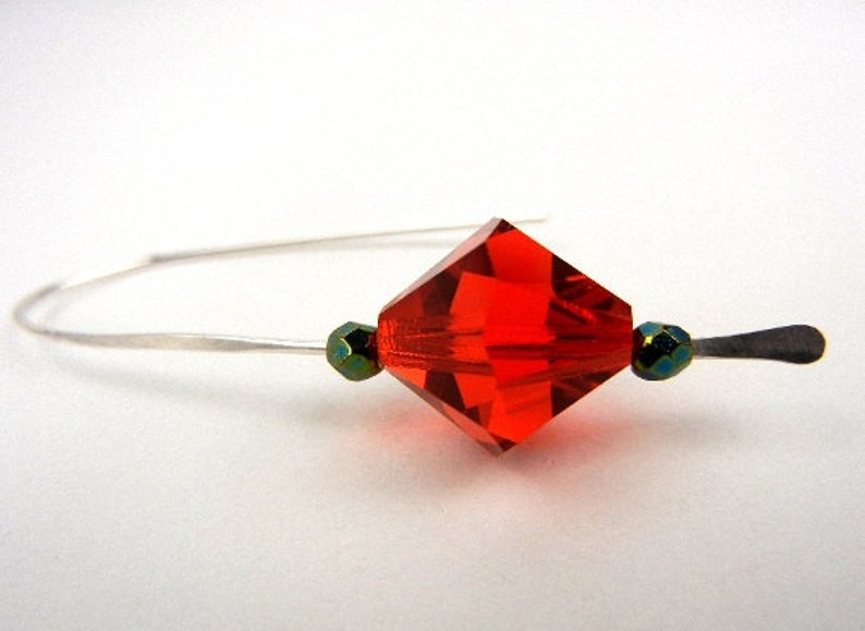 Red crystal earrings with emerald green Czech glass beads on sterling silver hammered wire image 3