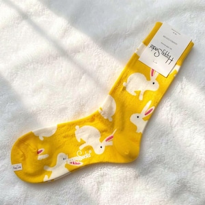 Häschen Muster Crew Socken, Lustige Tier Essen Socken, Frühling Geschenk