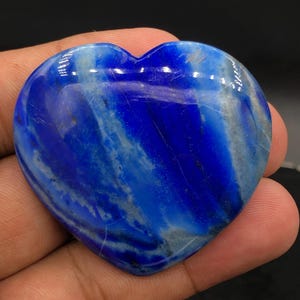 Natural lapis lazuli heart AAA+ from Afghanistan weight 36.26 gram