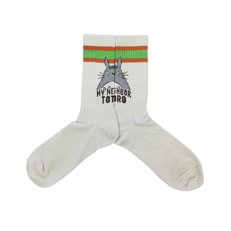 Jolies chaussettes en coton mon voisin Totoro, chaussettes sur le thème du Studio Ghibli, cadeau sport pour les amateurs de Totoro image 3