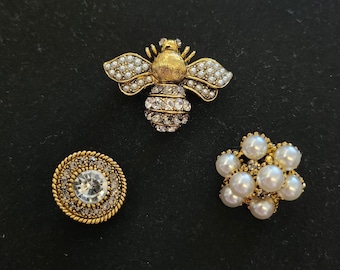 3 ST Eleganta Broscher för Damer, Infattade med Gyllent Bi, Pärlblomma & Stora Diamantdesigner, Gåva till henne